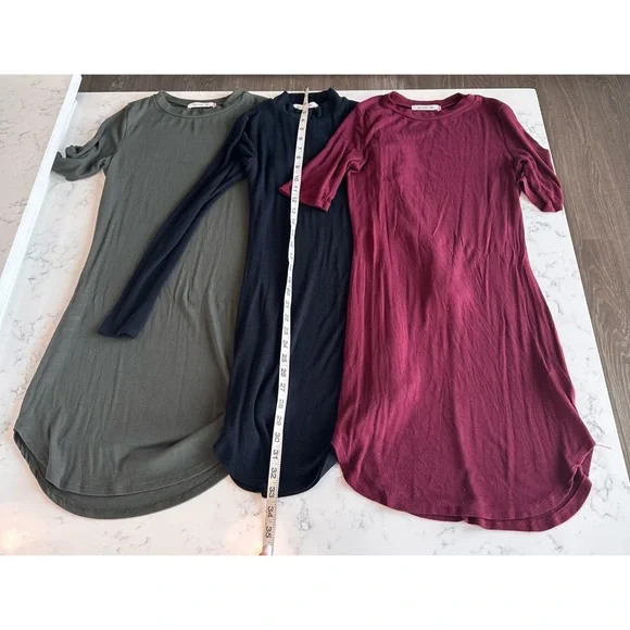 Bundle of 3 Everyday Essential Dresses - Size Large - Picture 11 of 11